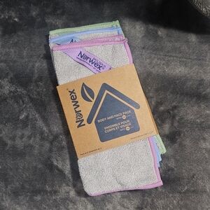 NORWEX - Body and Face Pack ~ Limited Edition Mini Size, Graphite w/ color trims